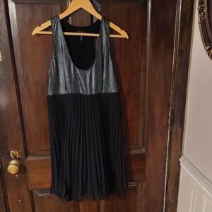 Patricia Field Pleated Black and Silver Racerback Cocktail Mini Dress Size 10